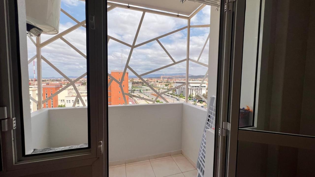 Haut Standing Appartement - Centre Ville Oujda Ngoại thất bức ảnh